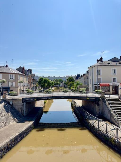 Apartment O Centre- Chaleureux - Fibre - Netflix *